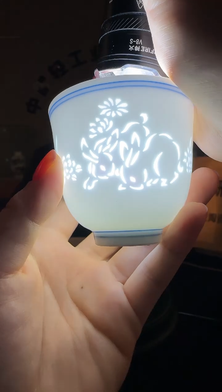 瓷摆件玲珑主人杯