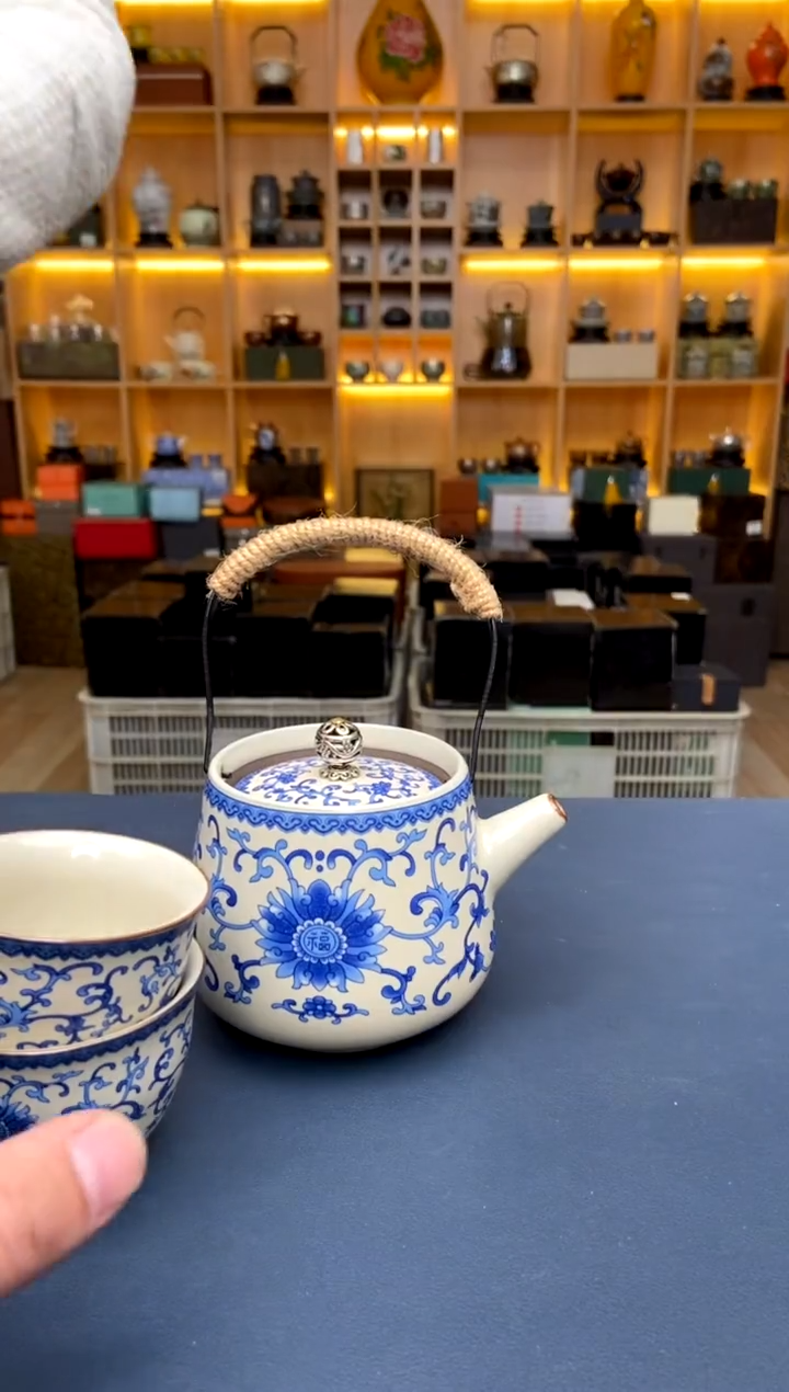 【闪购商品】撤柜高货，价格随便开@@ZH1508