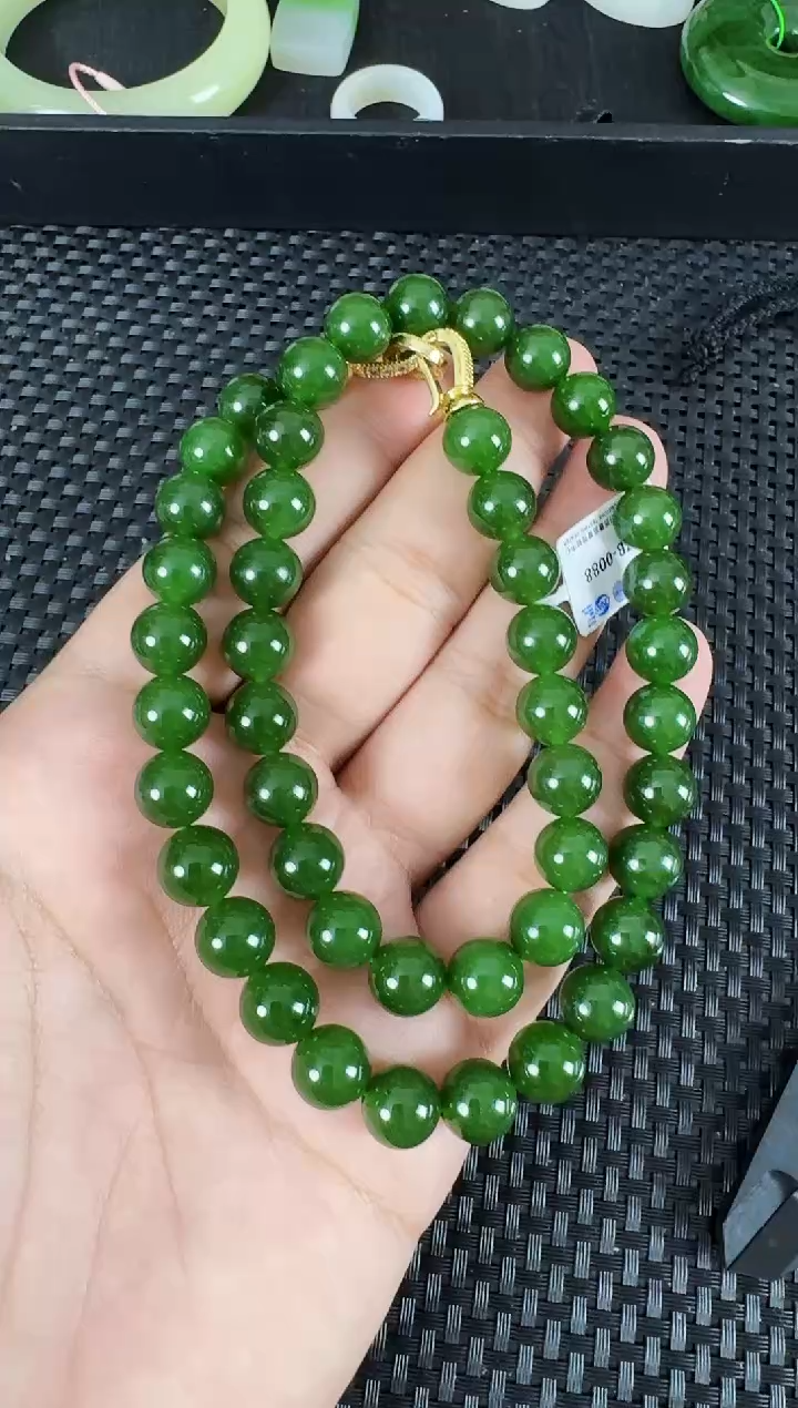 【闪购商品】和田玉（碧玉）项链未镶嵌约10MM菠菜绿