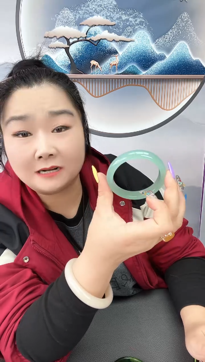 未镶嵌5657绿镯子石英质玉5657绿镯子