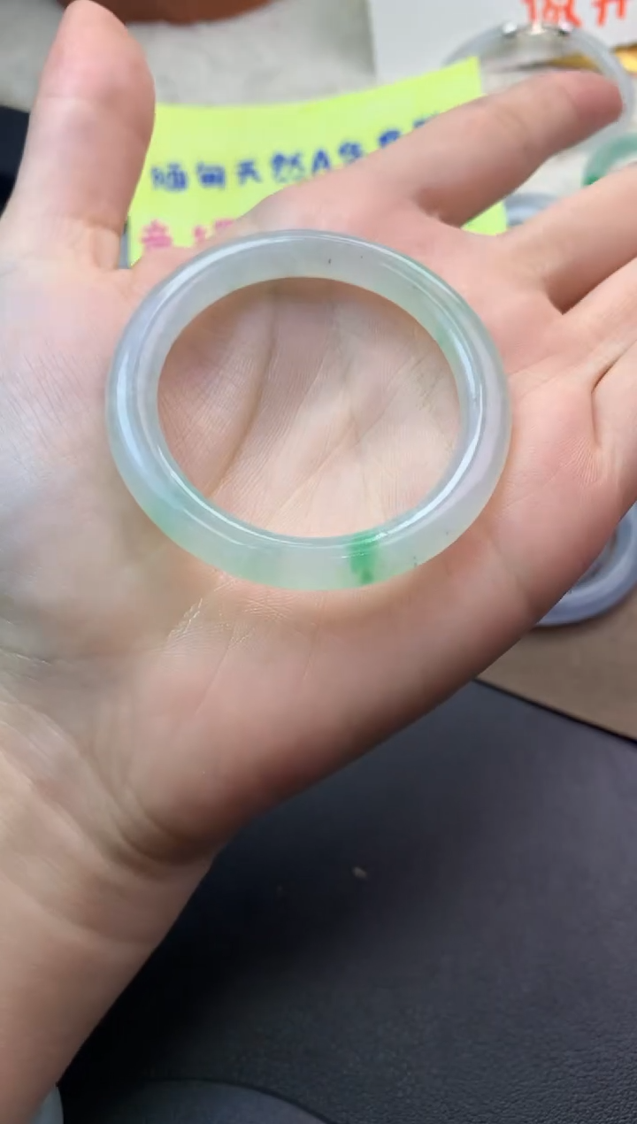 未镶嵌定制翡翠毛货