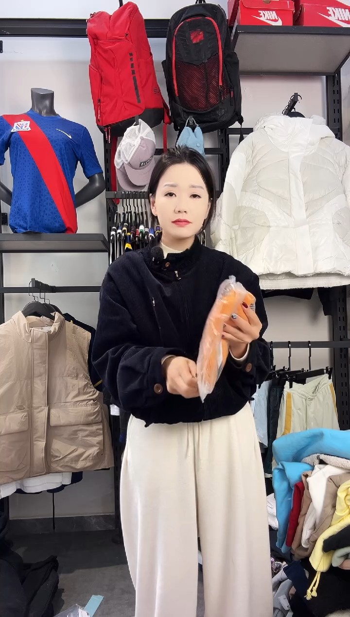 504闪购编码  阿迪运动卫衣裤以直播间过款为准 尺码. 