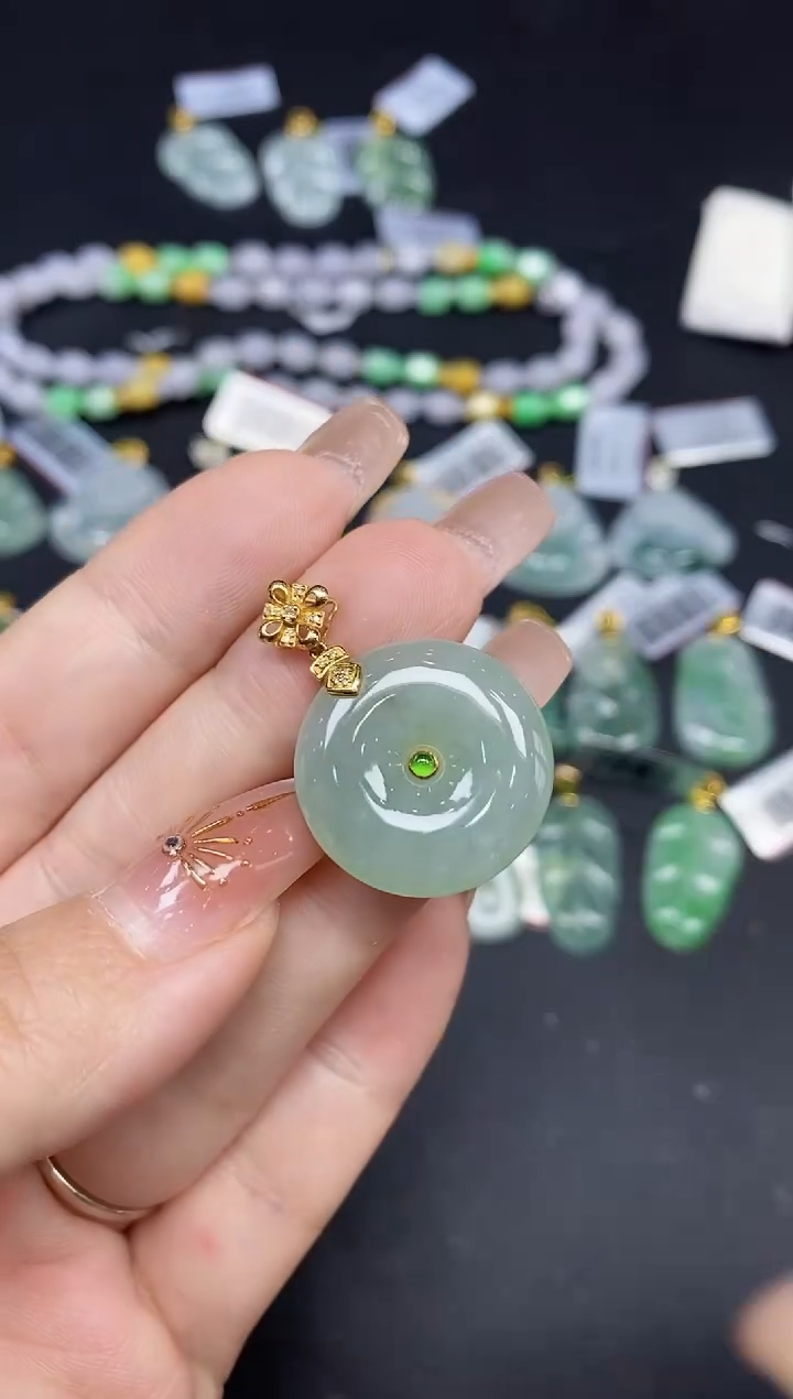 吊坠(不含链)18K金镶嵌翡翠平安扣18K金扣镶嵌@@CMT