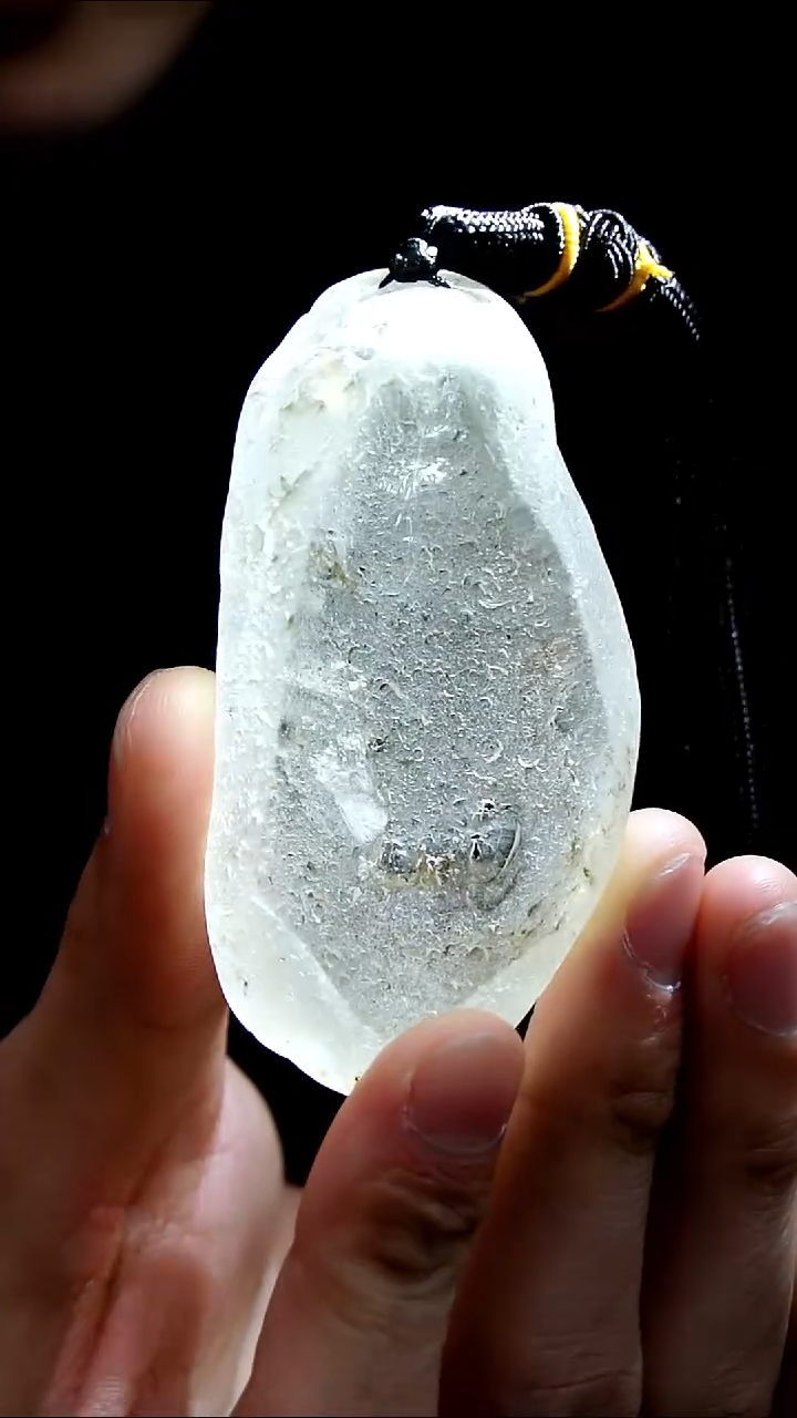 吊坠(赠链)未镶嵌水晶水晶