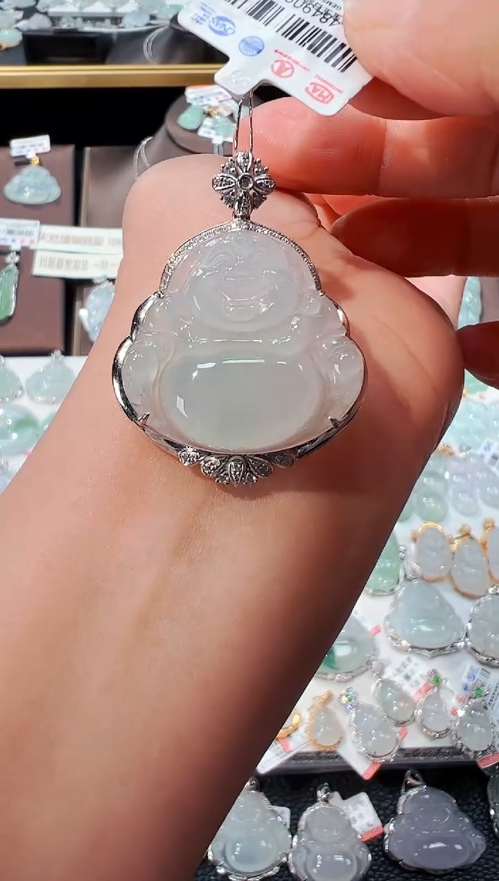 【闪购商品】翡翠吊坠(不含链)18K金镶嵌佛公吊坠73A