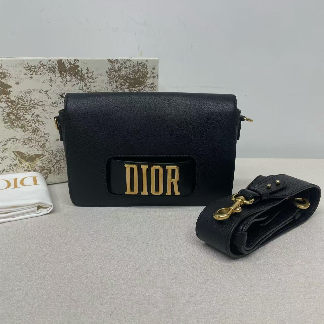 95新 DIOR/迪奥 伦老板/95新/迪奥addict