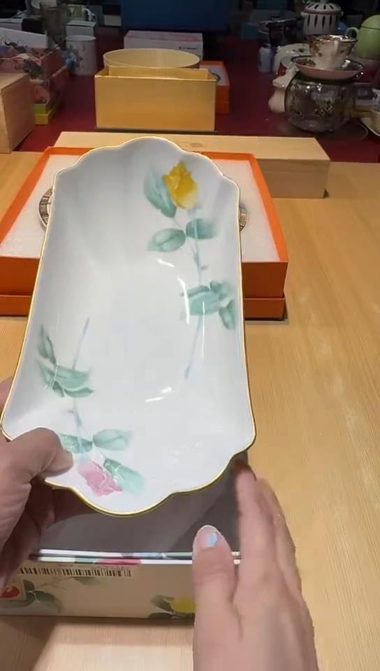 瓷片生活的本意是开心阿@@1