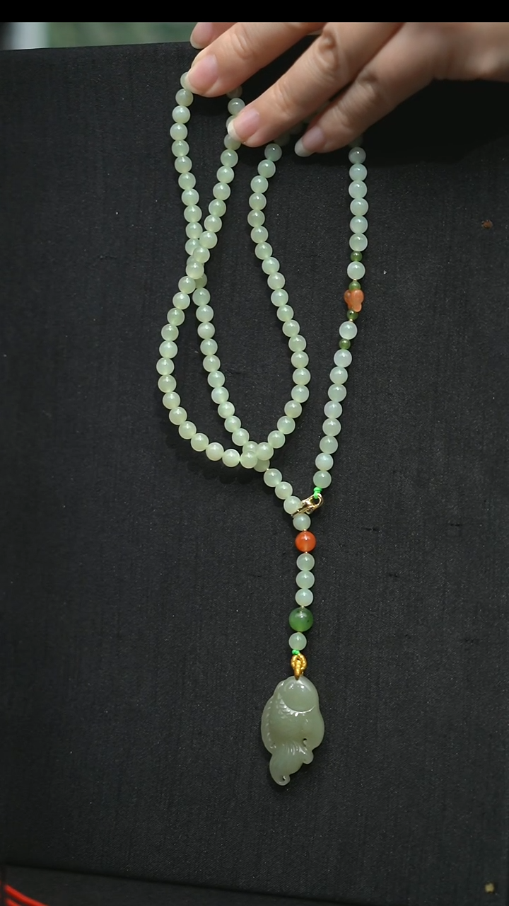 颈饰未镶嵌和田玉小*笙金鱼