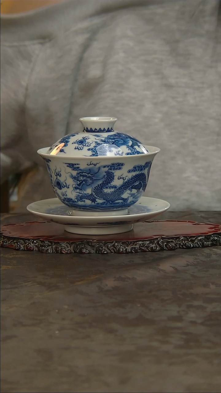 【闪购商品】青花手绘龙纹三才盖碗