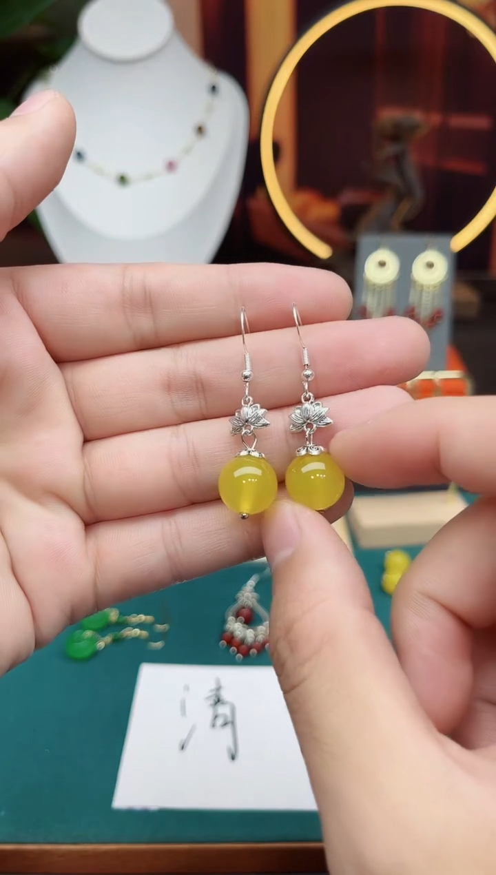 玛瑙/玉髓耳钉银S925镶嵌315000