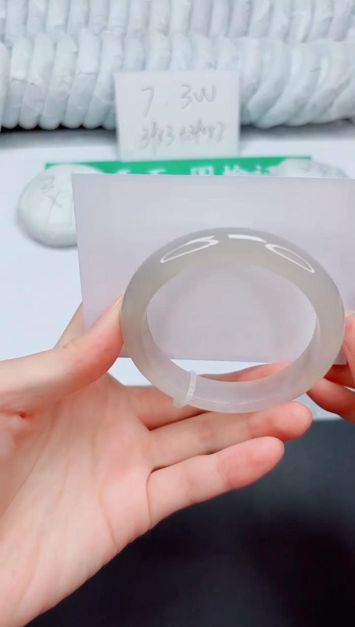 石英质玉手镯未镶嵌174-54.2