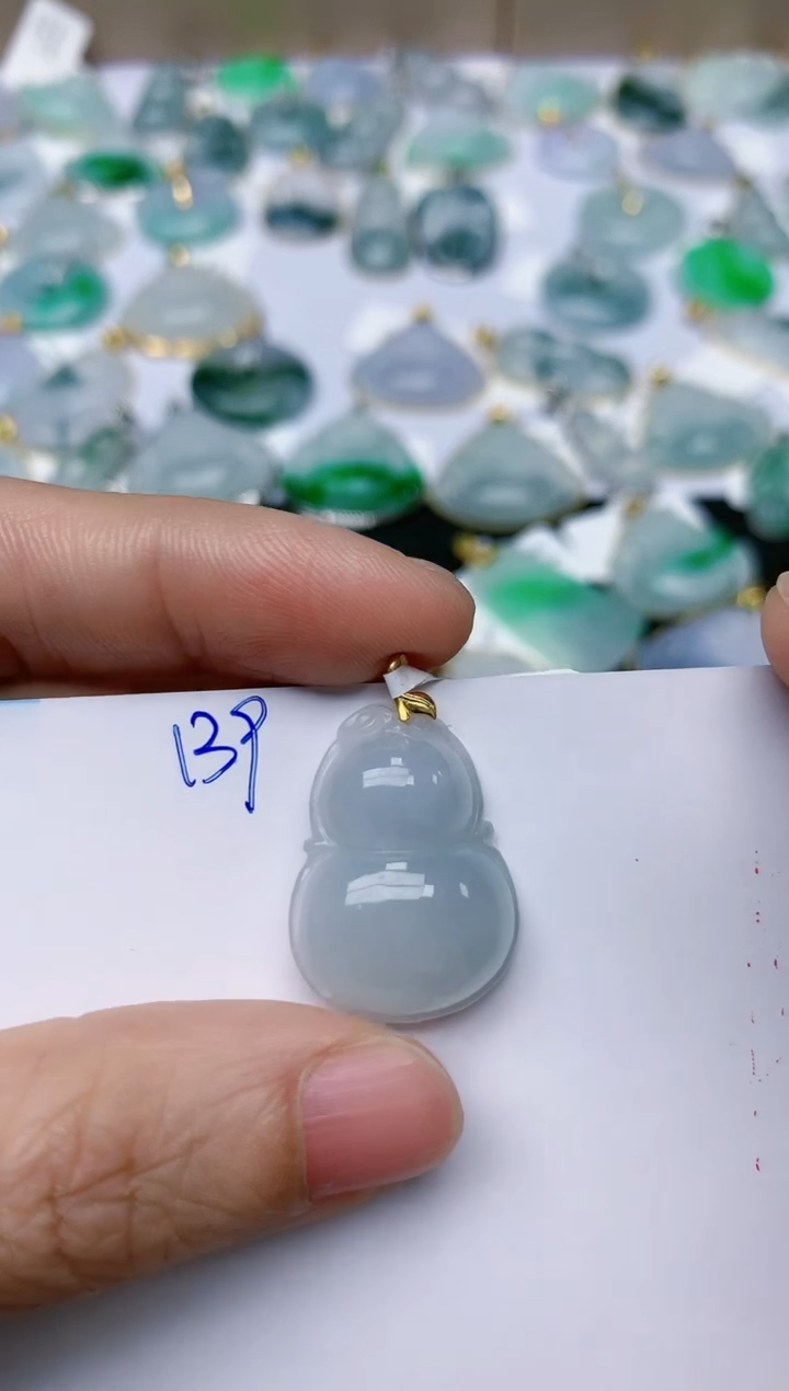 【闪购商品】翡翠颈饰18K金镶嵌天然翡翠A货    139