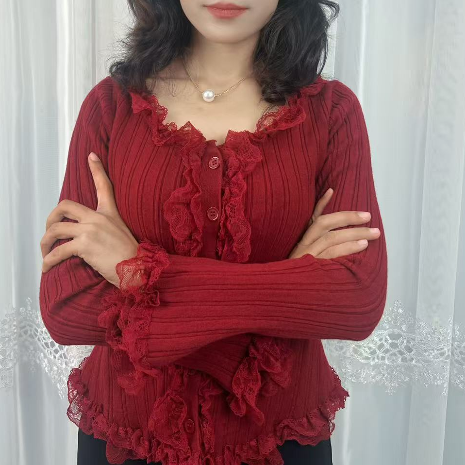 法式复古蕾丝花边长袖针织衫女温柔风秋季气质修身显瘦镂空上衣潮
