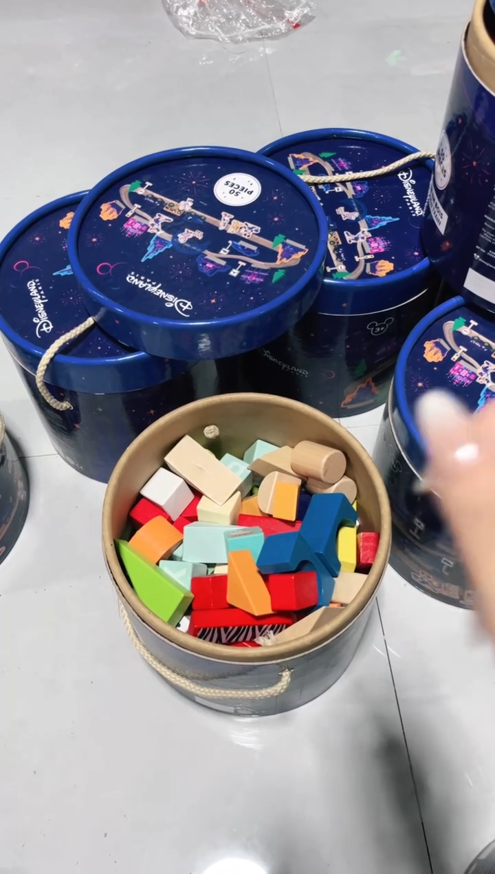 木质桶装积木一桶35元