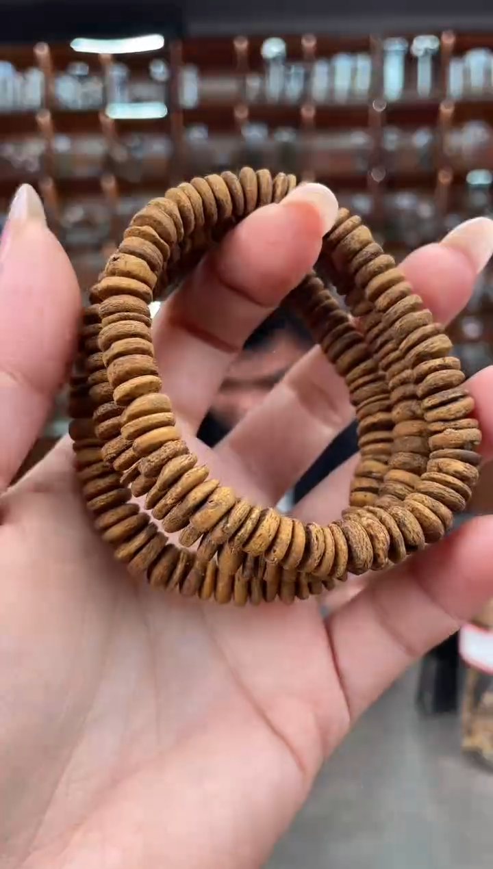 【闪购商品】沉香手串107号惠安红土多样性发一条