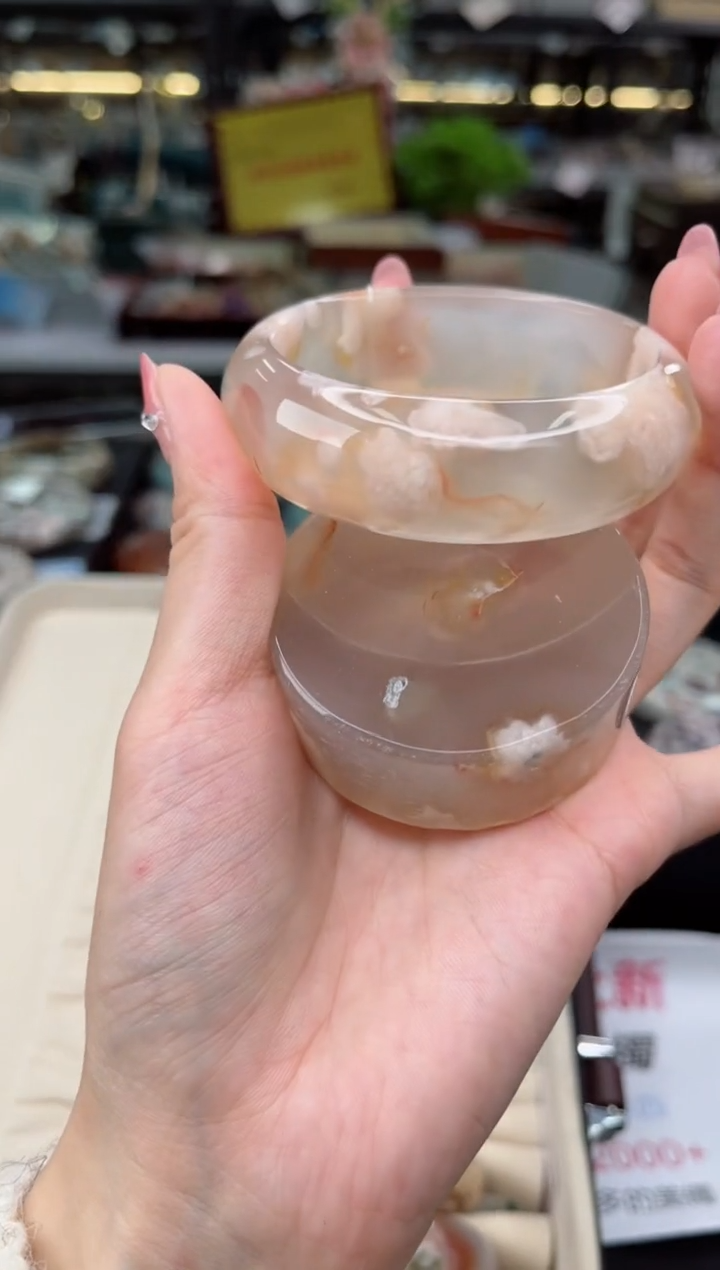 【闪购商品】石英质玉手镯未镶嵌58圈口（赠品镯心）6159492