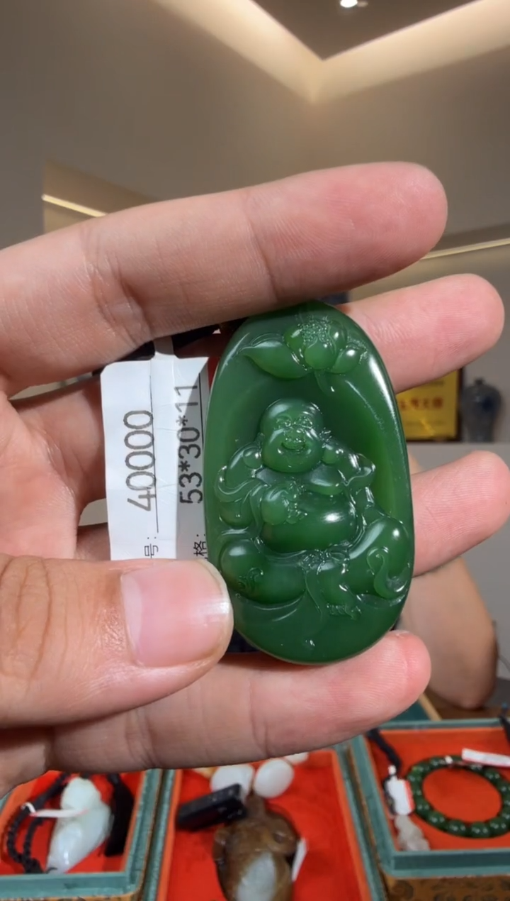 和田玉未镶嵌颈饰1