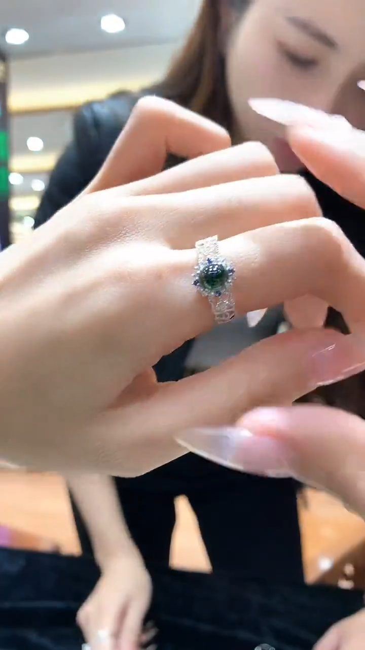 【闪购商品】翡翠戒指18K金镶嵌戒指GJ
