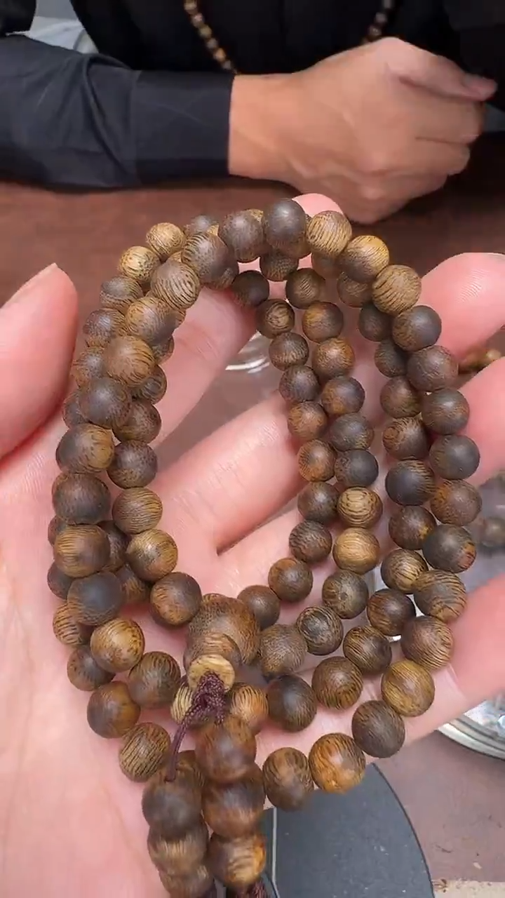 沉香手串海南绿奇楠108颗0.7的20克+