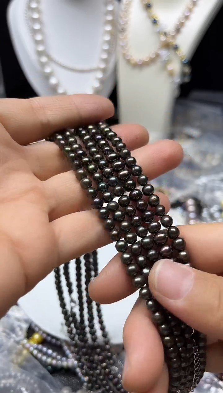 淡水珍珠未镶嵌颈饰多人