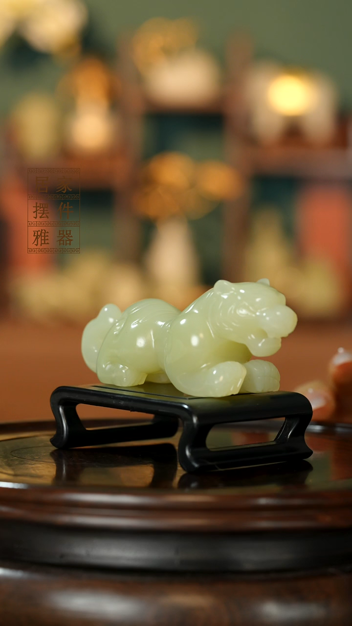 玉《虎虎生威》摆件