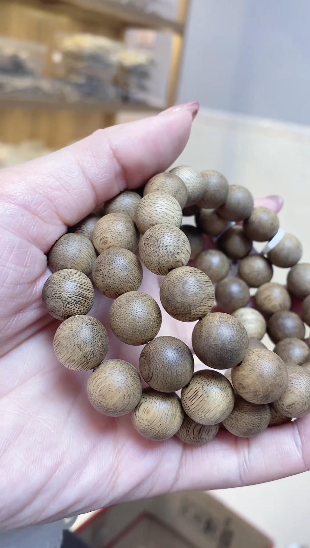 【闪购商品】沉香手串菩萨棋圆珠单圈1.3多样性发其一