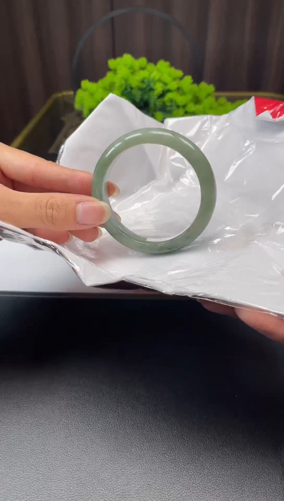 未镶嵌手镯翡翠996