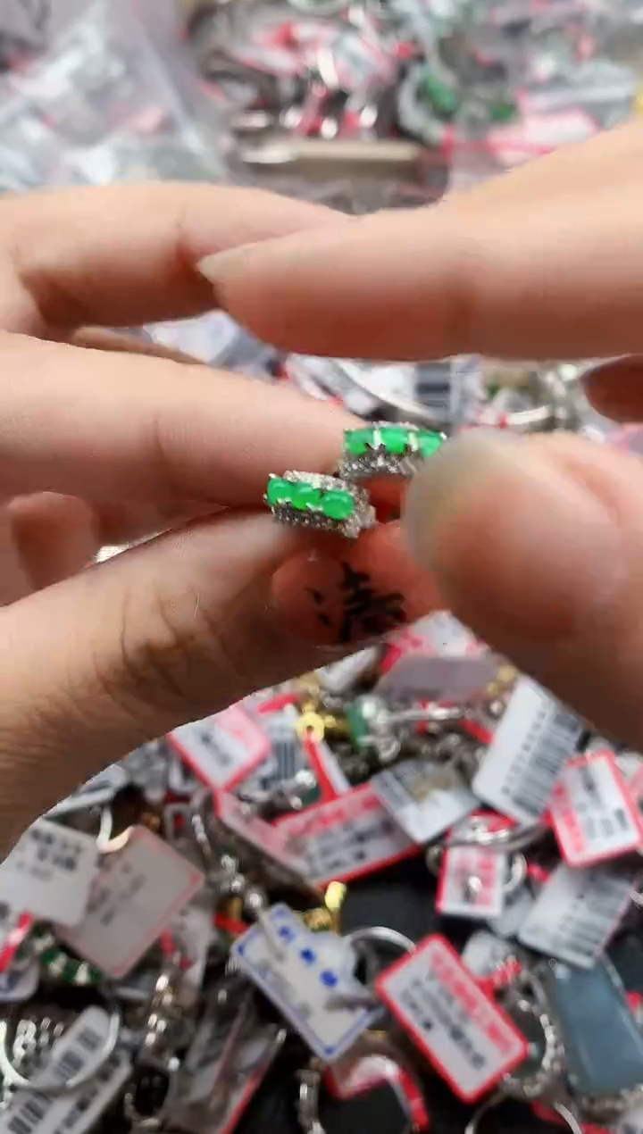 银S925镶嵌戒指翡翠天然A货缅甸翡翠