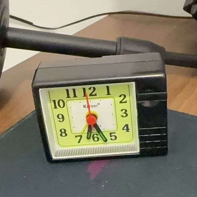 怀旧老货 石英钟