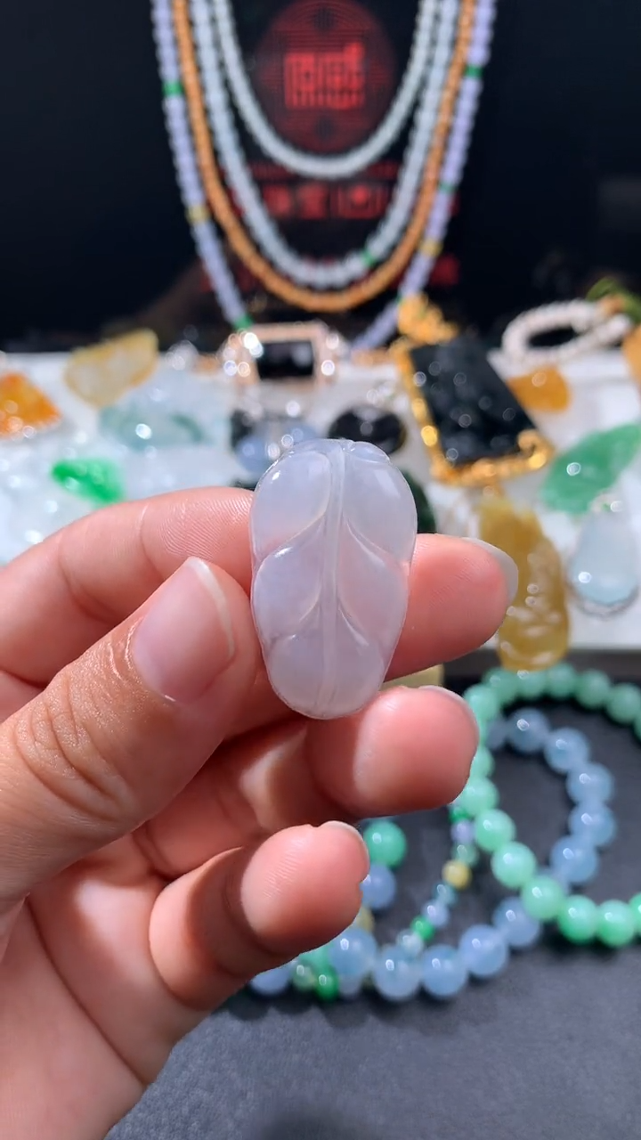 未镶嵌定制翡翠    