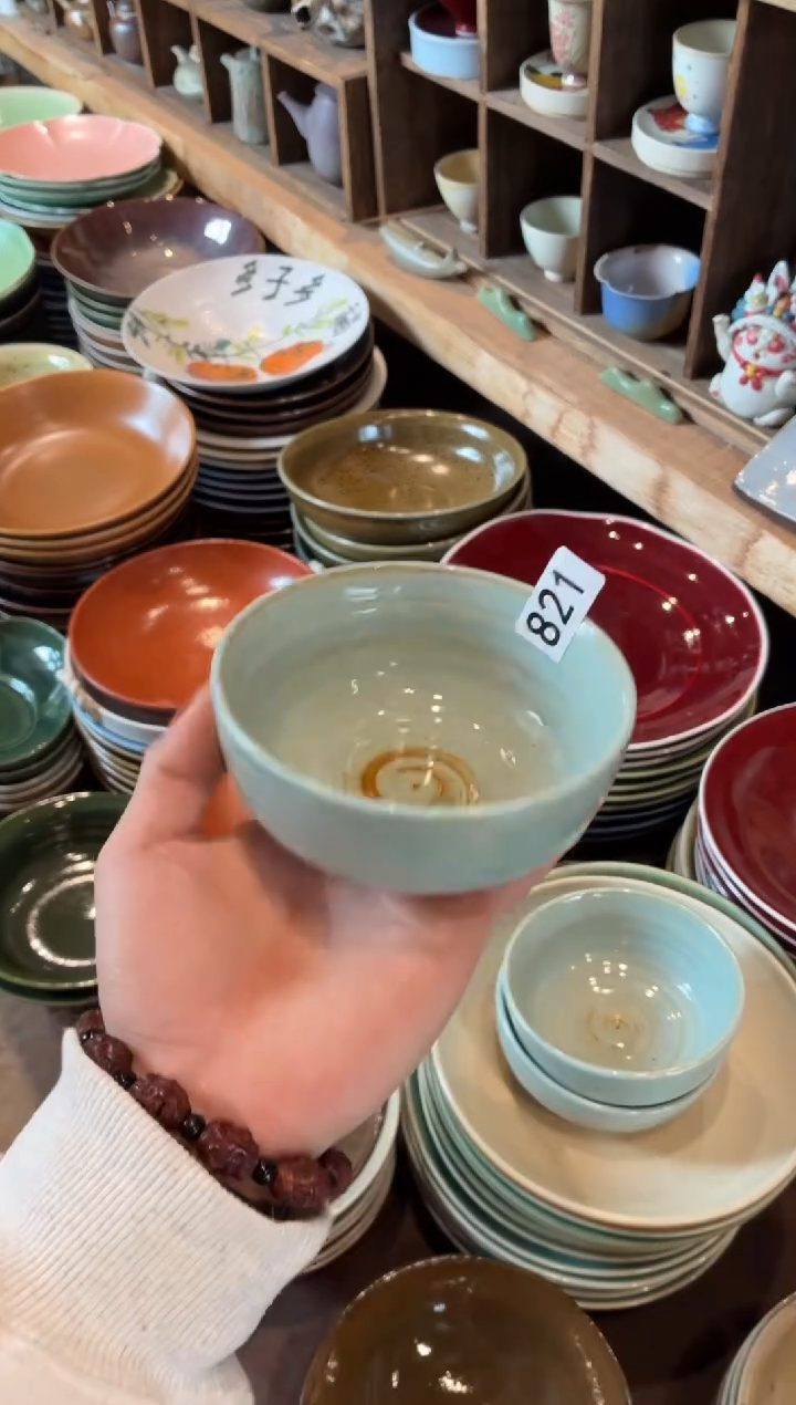 瓷片瓜*?821蓝麻点小碗1个