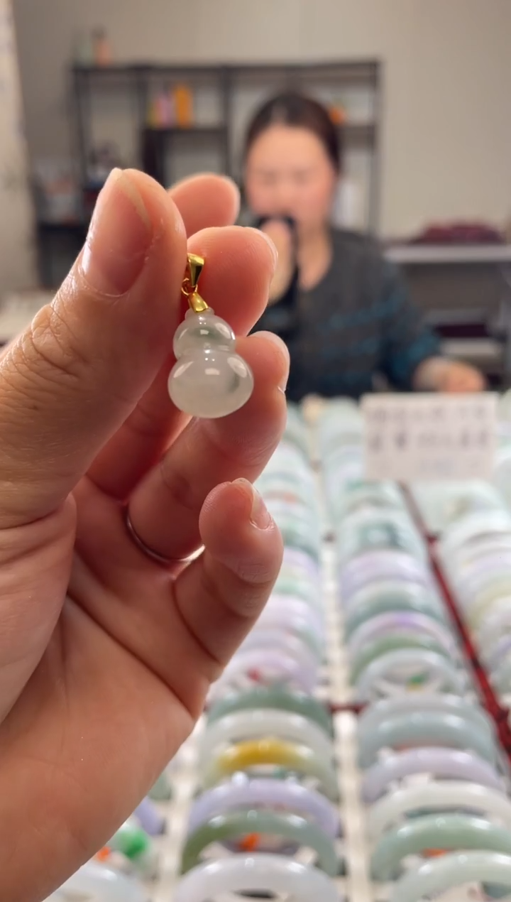 颈饰未镶嵌翡翠多样性发一
