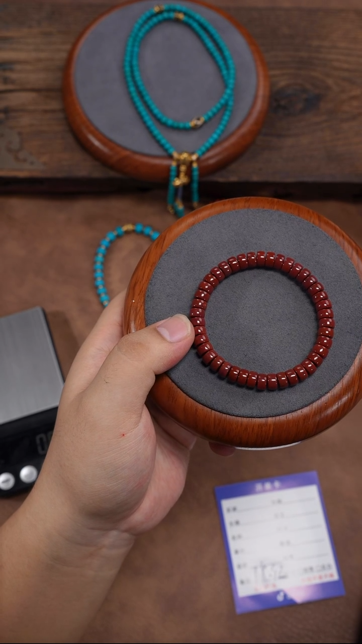 南红玛瑙手串未镶嵌?*雷南红手串