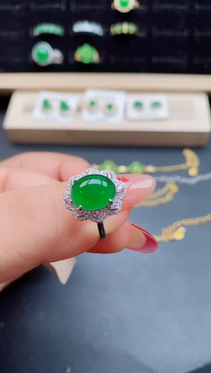 【闪购商品】翡翠戒指银S925镶嵌585050