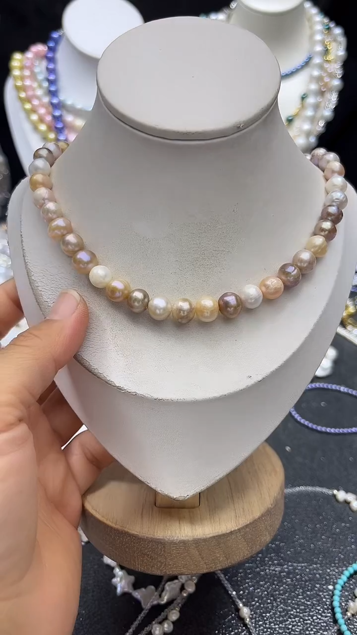 颈饰未镶嵌淡水珍珠多人