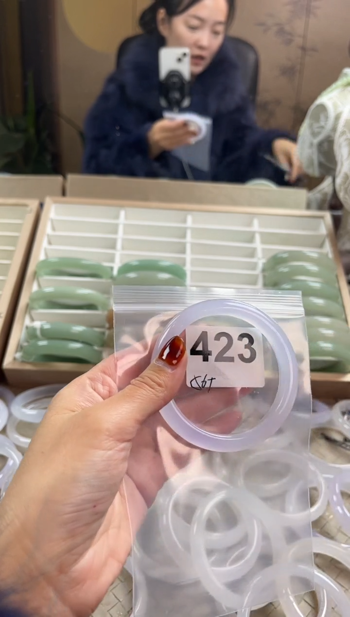 手镯玛瑙/玉髓未镶嵌423