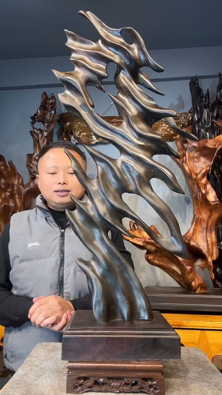 金丝楠与****?以直播间介绍为准