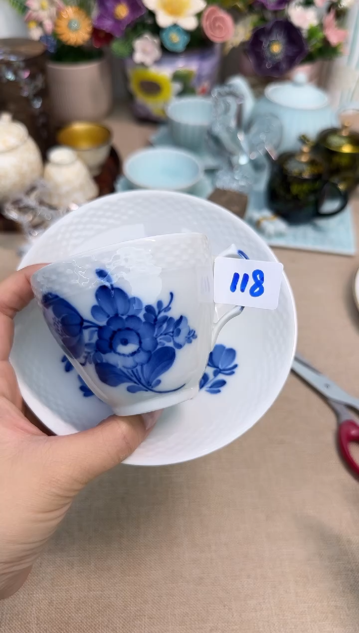 瓷片泡泡家的瓷器真好看