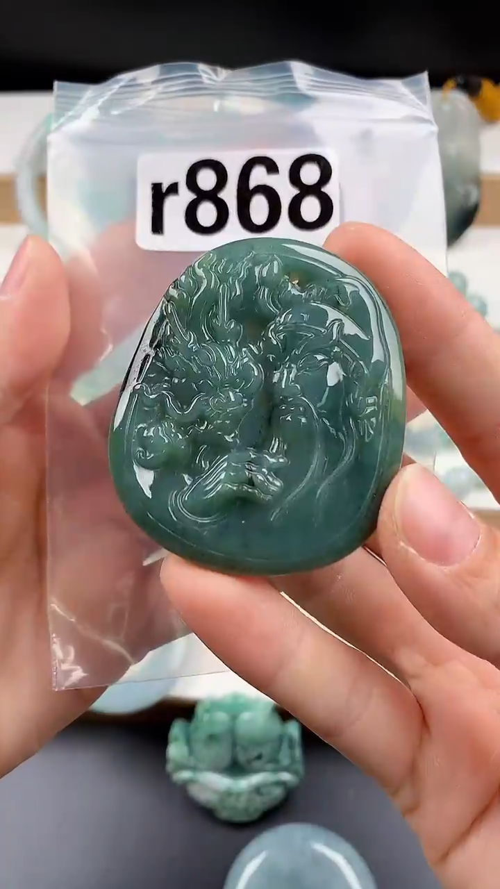 颈饰未镶嵌翡翠天然翡翠吊坠挂件