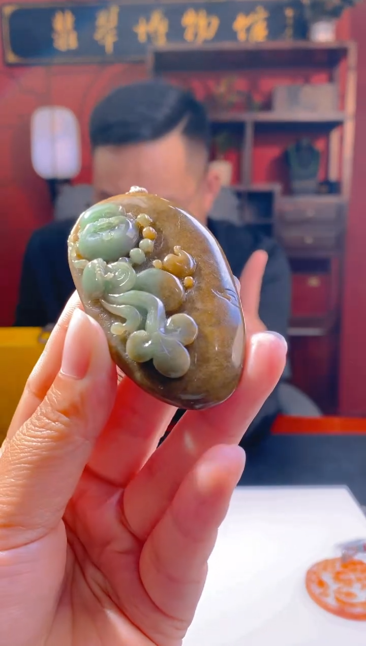 定制翡翠未镶嵌LL翡翠毛货GYH-16