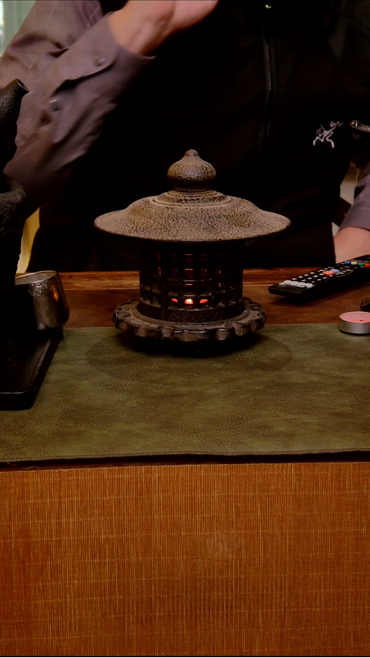 铸铁大号雪见宫灯