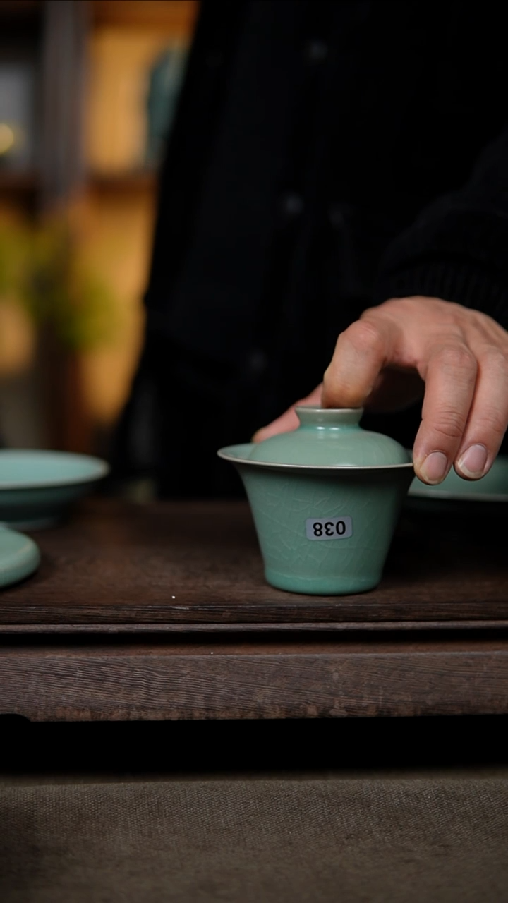 【闪购商品】杯仿古翡翠绿两才马蹄盖碗瑕038