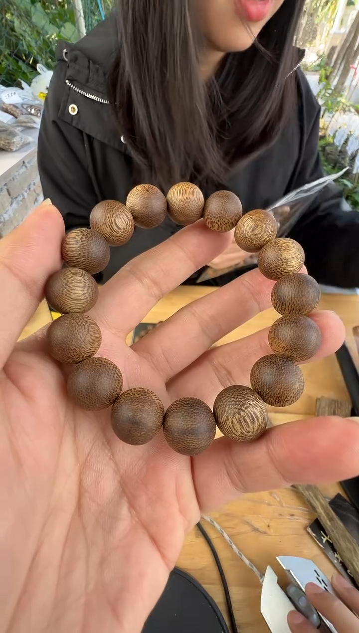 沉香沉香碎屑蓝宝石1.4圆珠单圈多样性发一