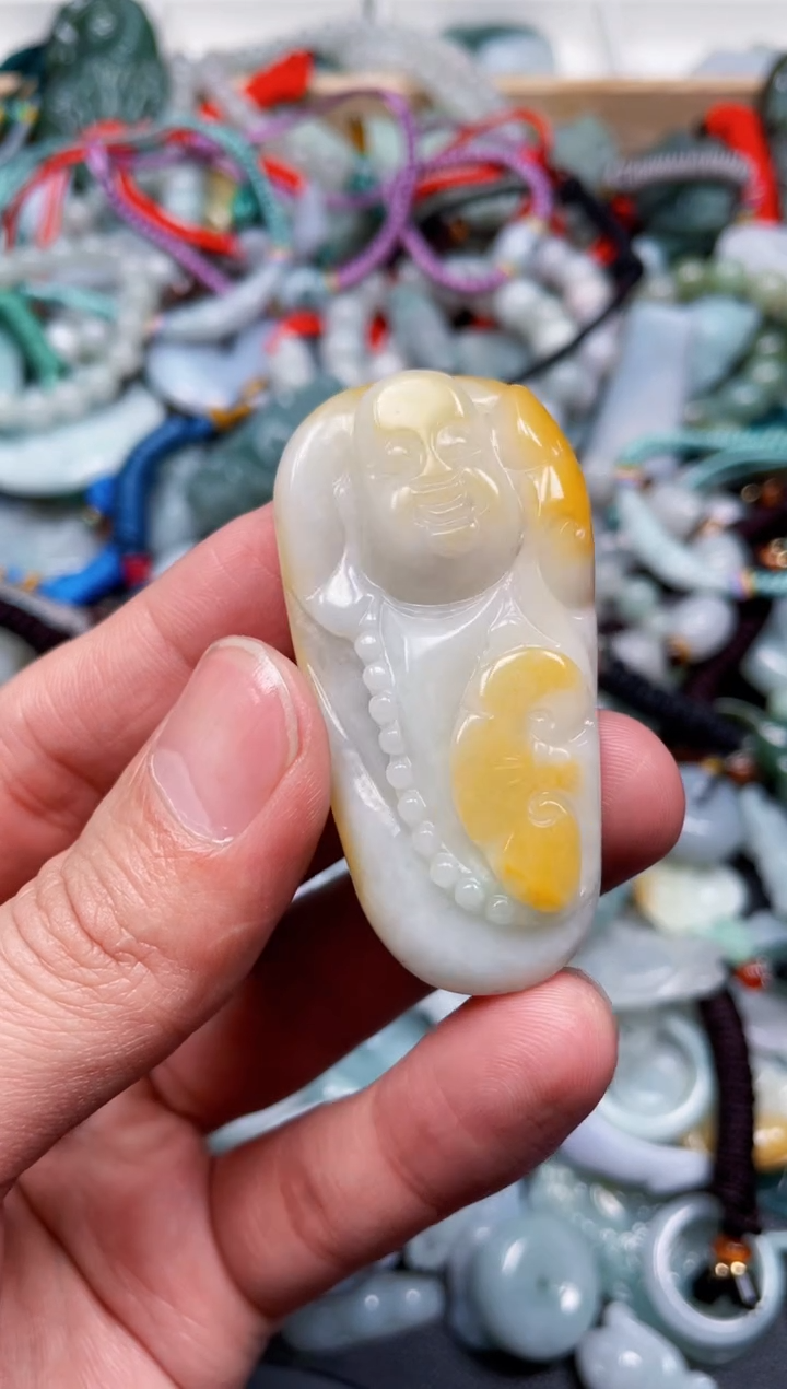 【闪购商品】翡翠颈饰未镶嵌天然翡翠a货