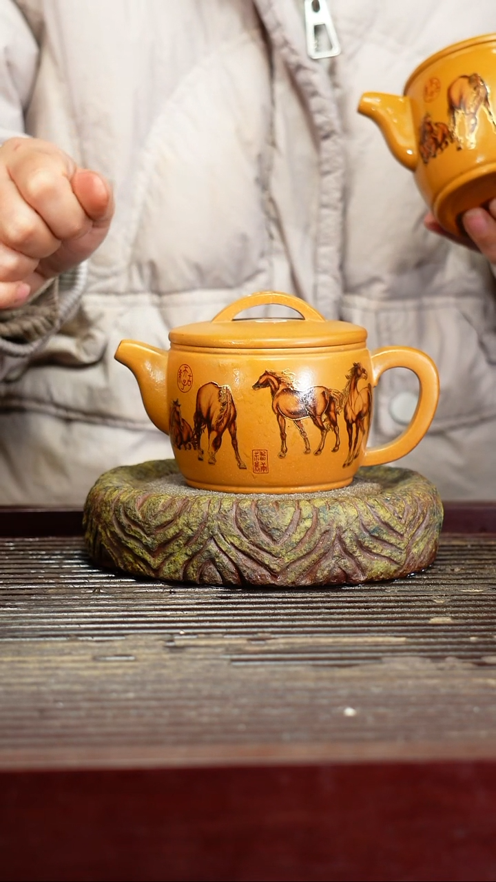 宜兴原矿紫砂壶茶壶宜兴原矿紫砂壶茶壶200C