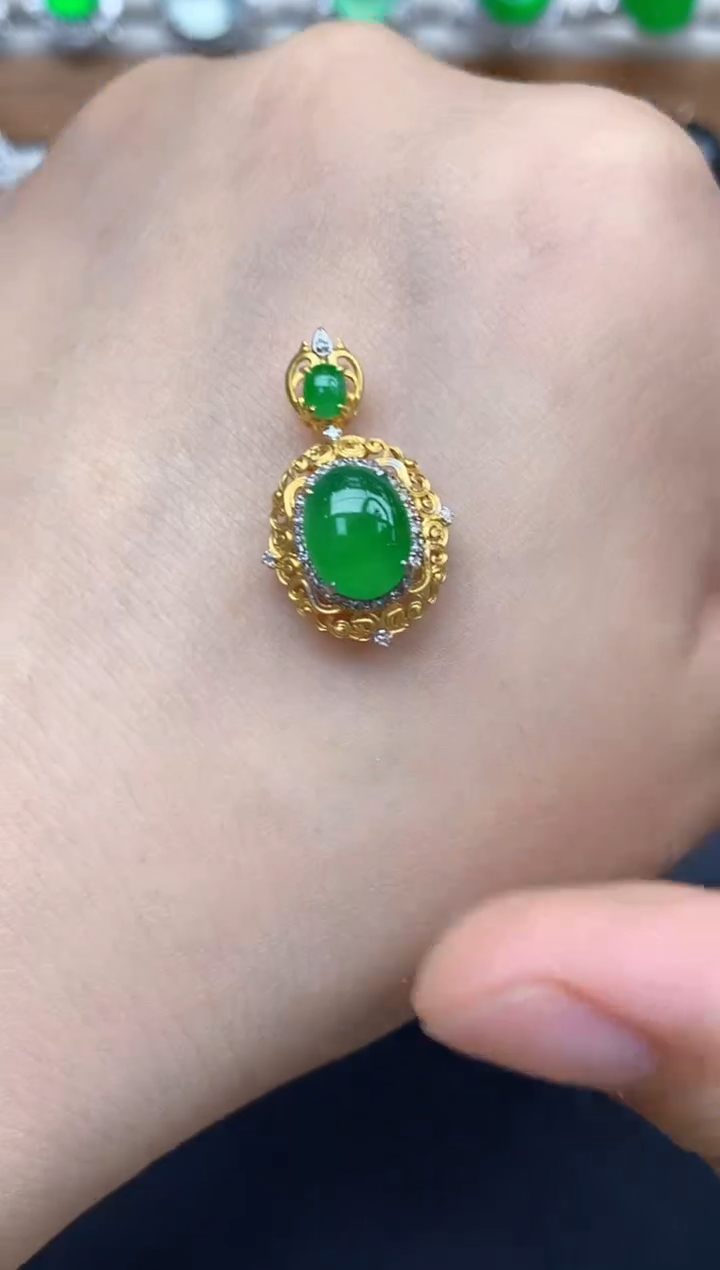 颈饰18K金镶嵌翡翠431-中国好珍宝