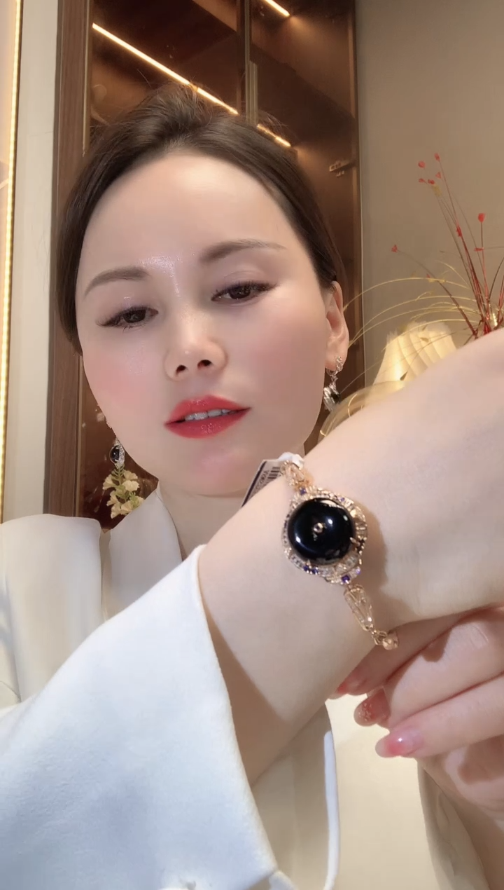 【闪购商品】翡翠手链18K金镶嵌W32   