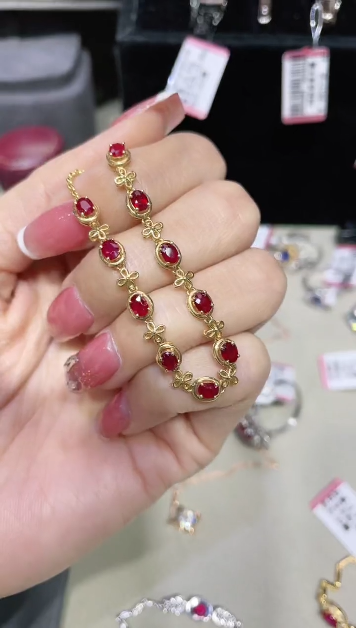 【闪购商品】红宝石手链18K金镶嵌·