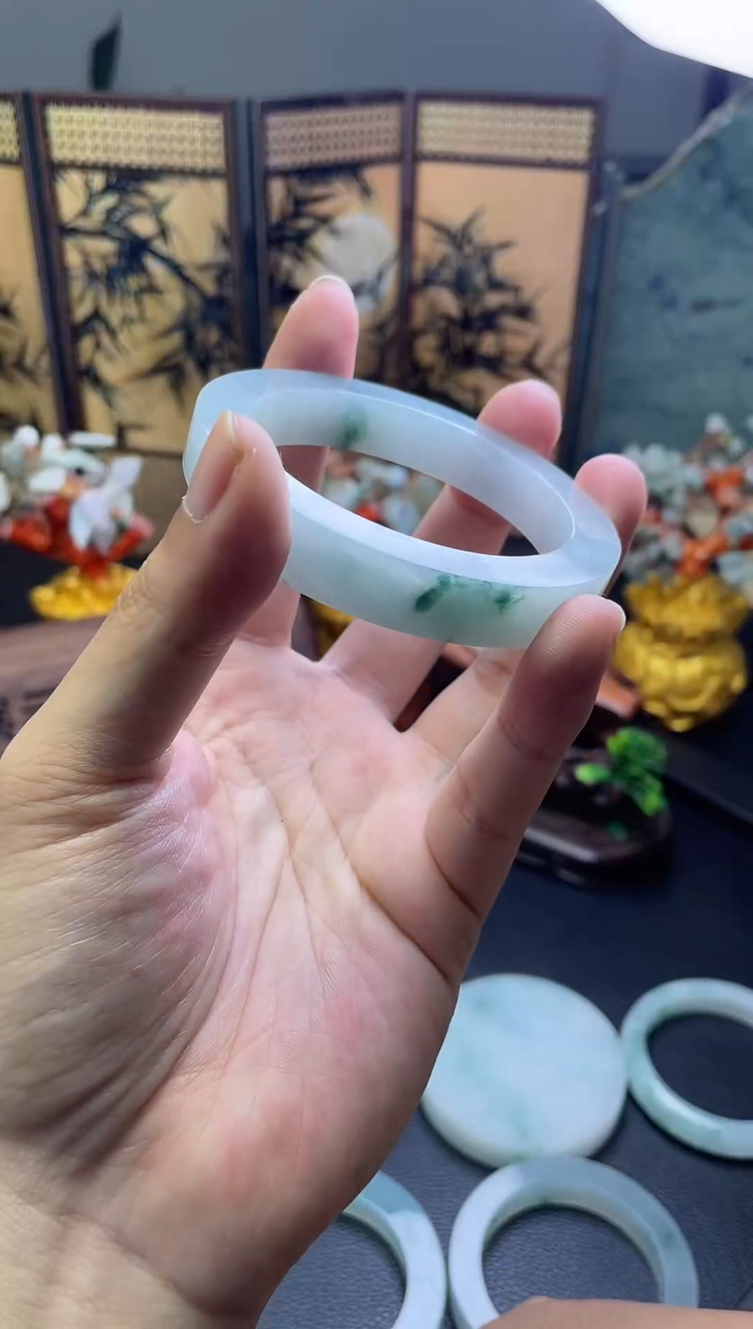 【闪购商品】定制翡翠手镯未镶嵌手镯