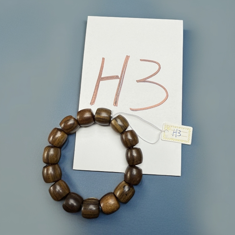 h3【臻尚出品】锋哥宠粉王炸款小香香老型珠手串-随机发一